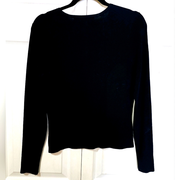 SCOTT TAYLOR Women's Size Medium Solid Black Thin Button Down Cardigan Sweater - Picture 2 of 2